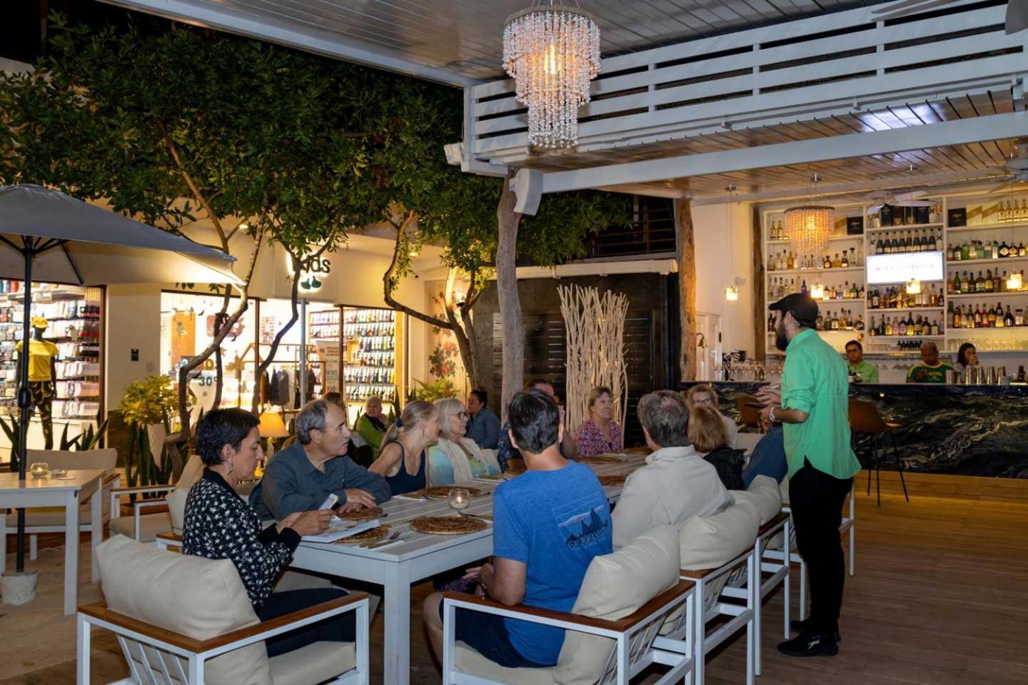 Plaza Luna Suites Puerto Ayora  Buitenkant foto